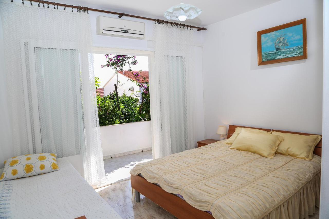 חוואר Apartments Butkovic מראה חיצוני תמונה