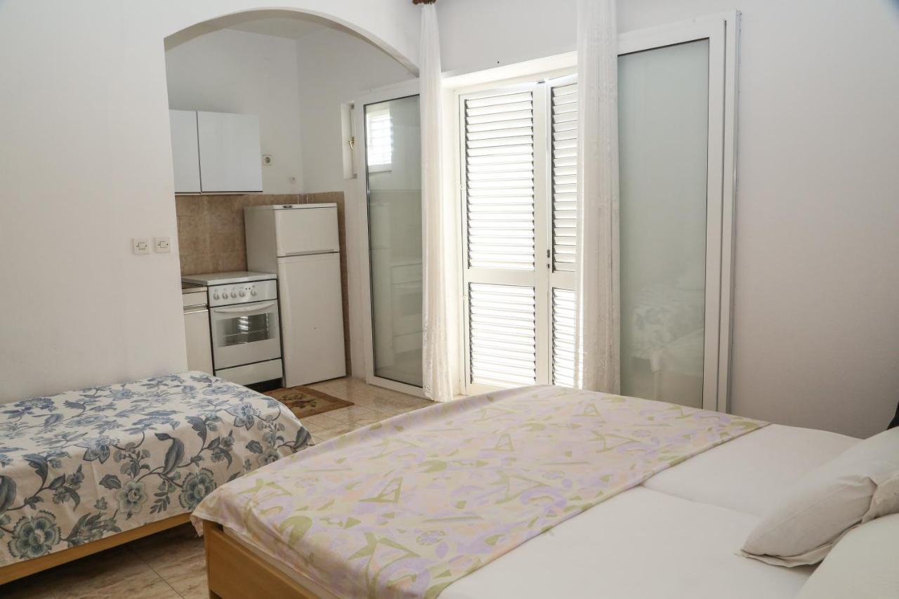 חוואר Apartments Butkovic מראה חיצוני תמונה