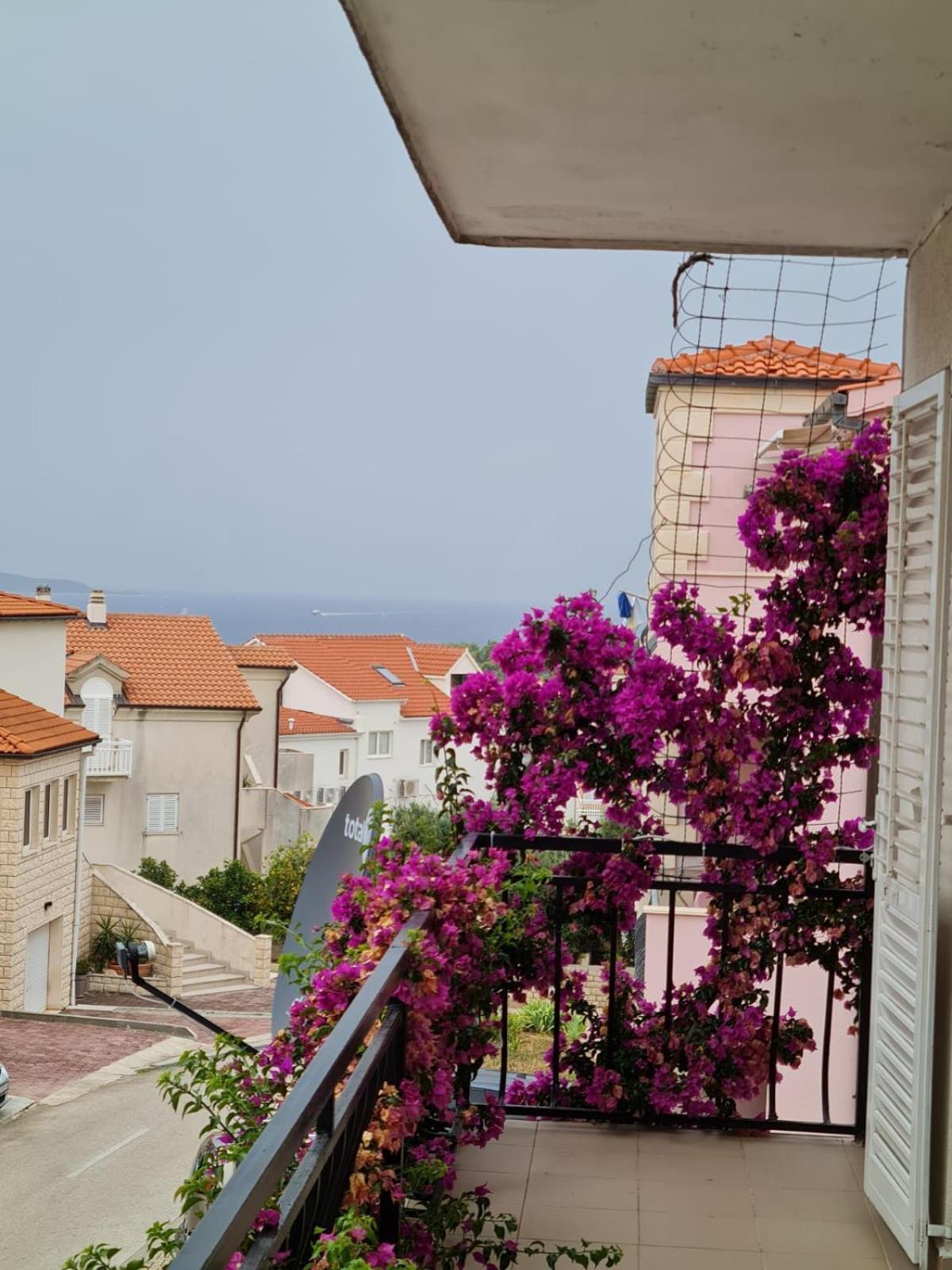 חוואר Apartments Butkovic מראה חיצוני תמונה