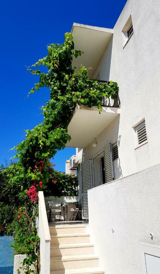 חוואר Apartments Butkovic מראה חיצוני תמונה